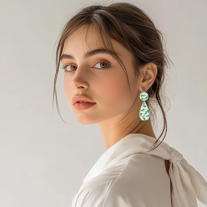 CHGCRAFT Lily of The Valley Polymer Clay Texture Sheets Flowers Silicone Texture Stamp Clay Texture Mat Modeling Pattern Pad Texture Sheets for Polymer Clay Jewelry and Clay Earrings Tools